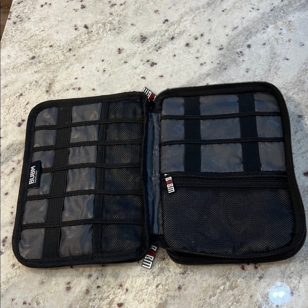 BUMB Black Electronics Organizer Case - Picture 6 of 7